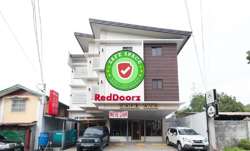 בית מלון כפרי Reddoorz Plus @ Diola Villamonte Bacolod