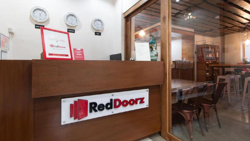 בית מלון כפרי Reddoorz Plus @ Diola Villamonte Bacolod