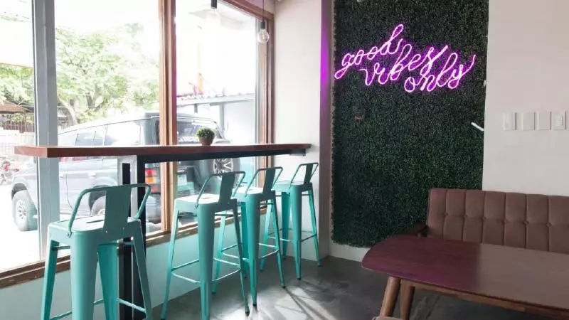 Hotelli Reddoorz Plus @ Diola Villamonte Bacolod