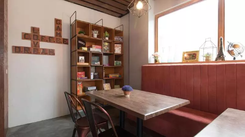 Hotelli Reddoorz Plus @ Diola Villamonte Bacolod