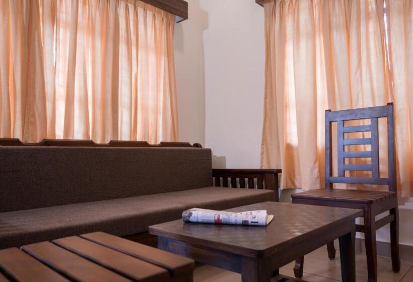 فندق Sharda Residency