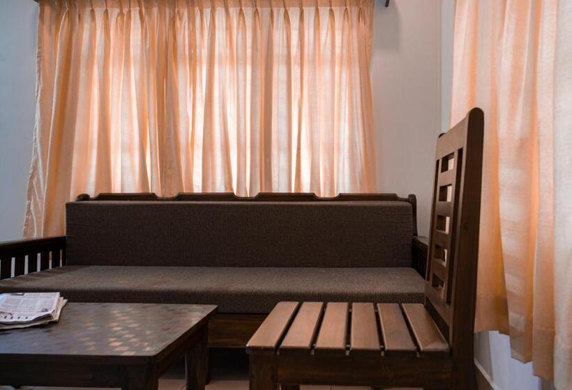 فندق Sharda Residency