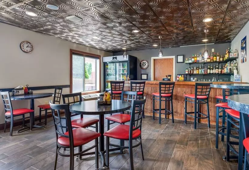 هتل Best Western Plus Eau Claire Conference Center