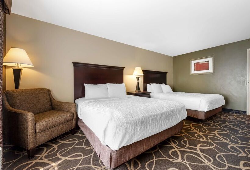 호텔 Best Western Plus Eau Claire Conference Center