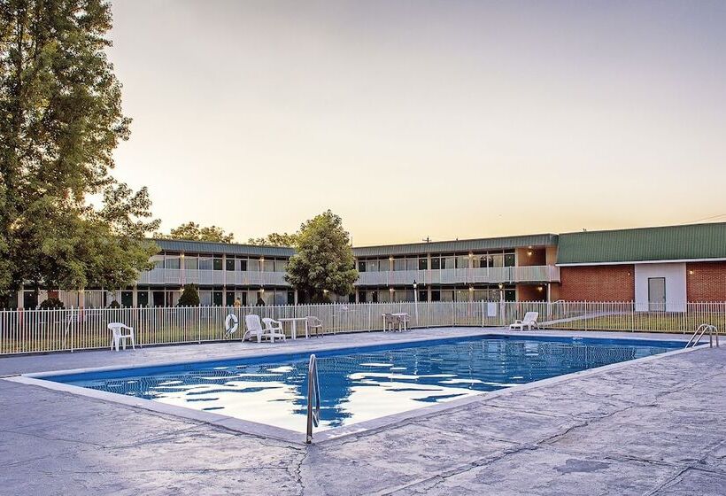 Отель Budget Host Inn