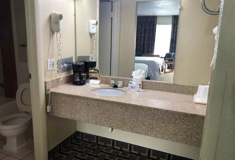 Отель Budget Host Inn