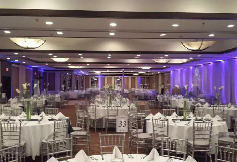 호텔 Holiday Inn Miami West Airport Area, An Ihg