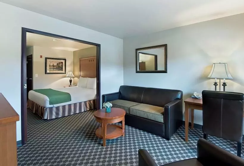 هتل Oxford Suites Yakima