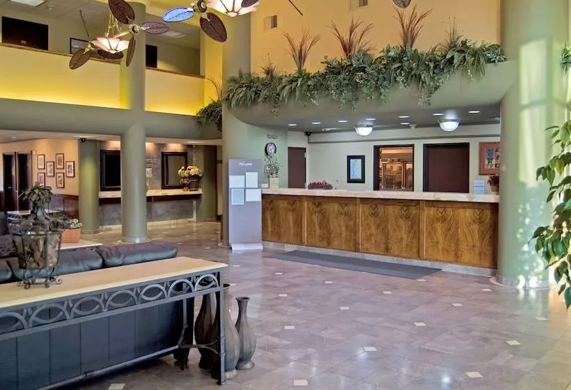 هتل Oxford Suites Yakima