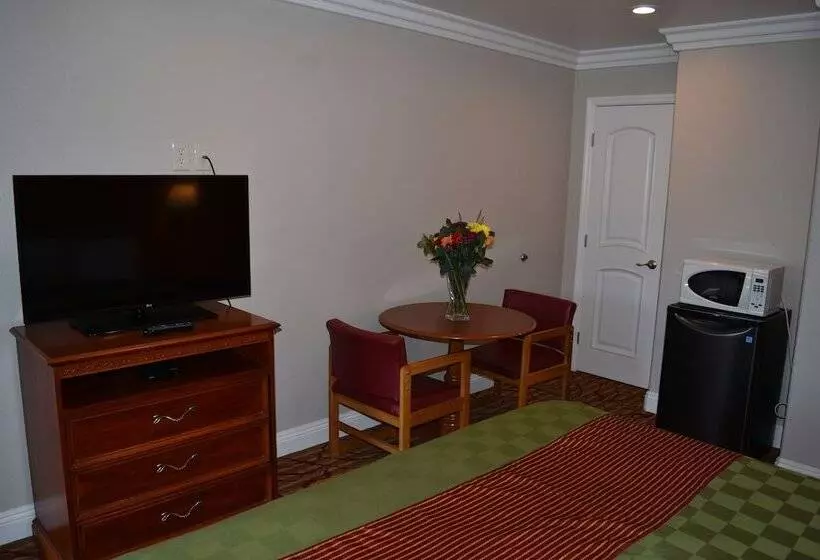 בית מלון כפרי Padre Oaks