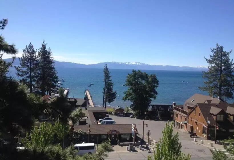 فندق Pepper Tree Inn Tahoe City