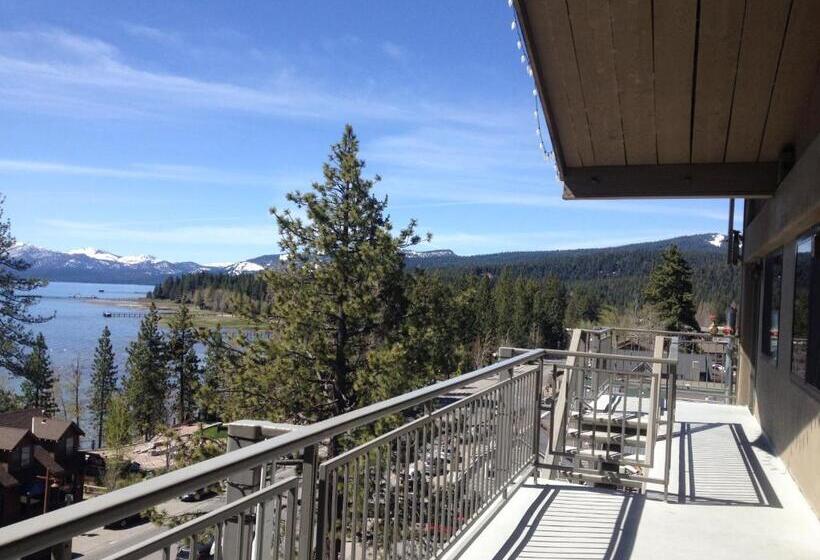 هتل Pepper Tree Inn Tahoe City