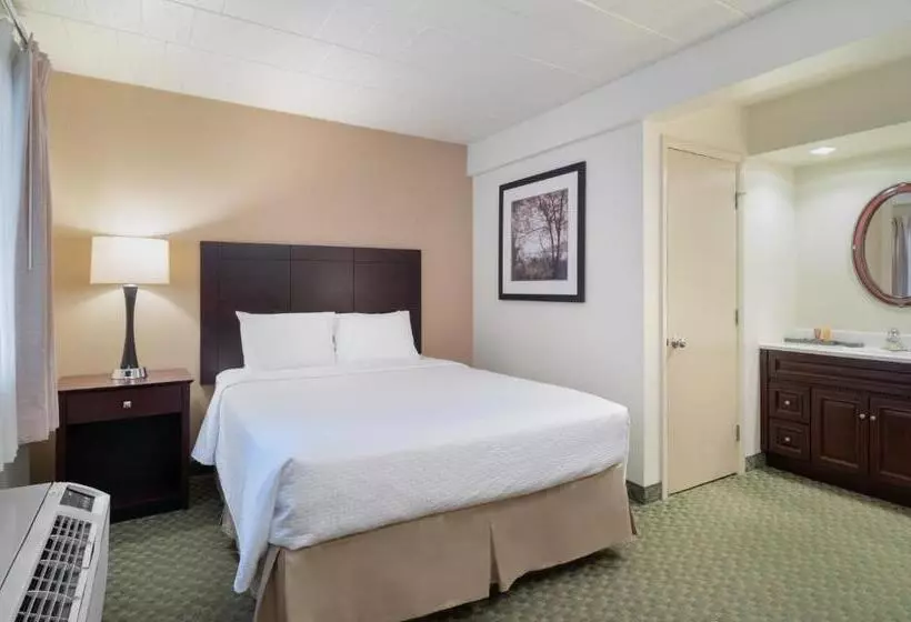 酒店 Pine Barn Inn