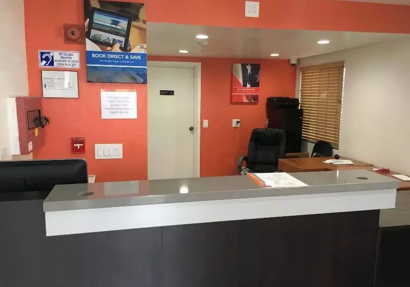 Motel 6ventura, Ca Downtown