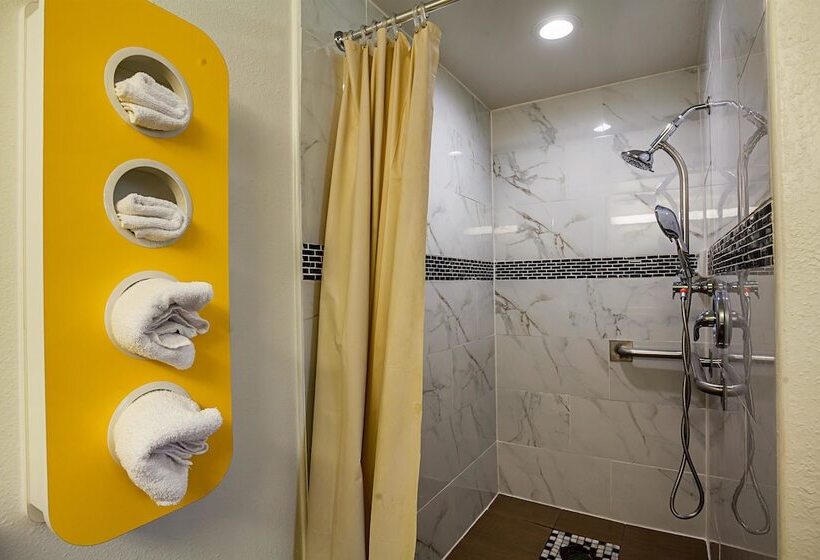 Motel 6ventura, Ca Downtown