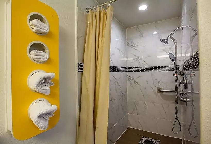 Motel 6ventura, Ca Downtown