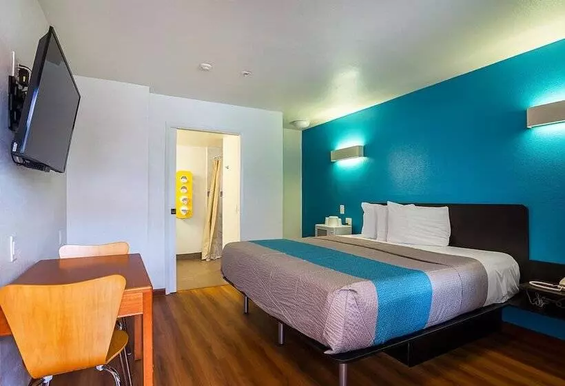 Motel 6ventura, Ca Downtown