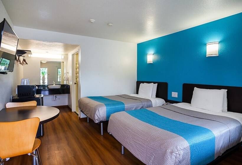 Motel 6ventura, Ca Downtown