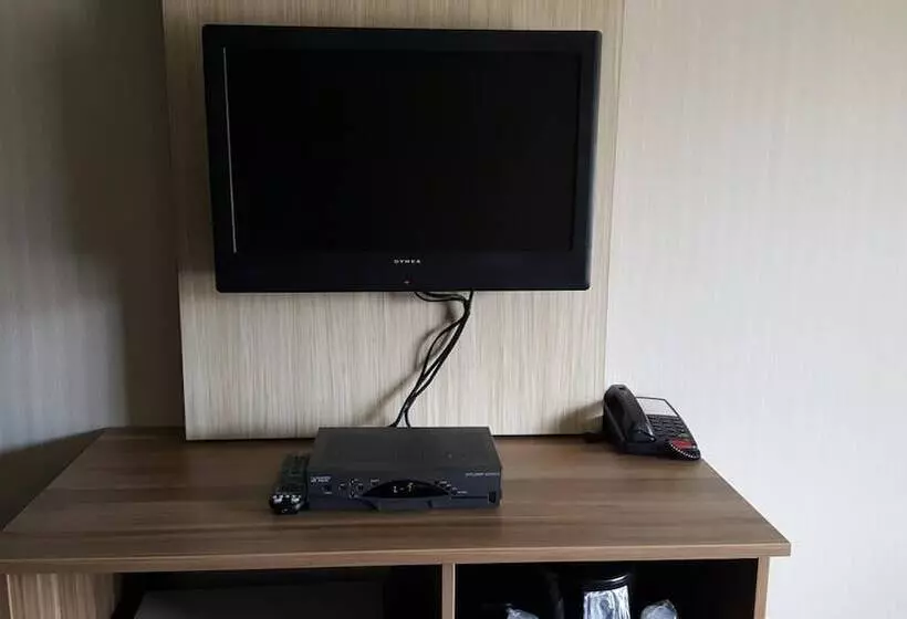 モーテル Aartpark Hotel Inn At Lewsiton