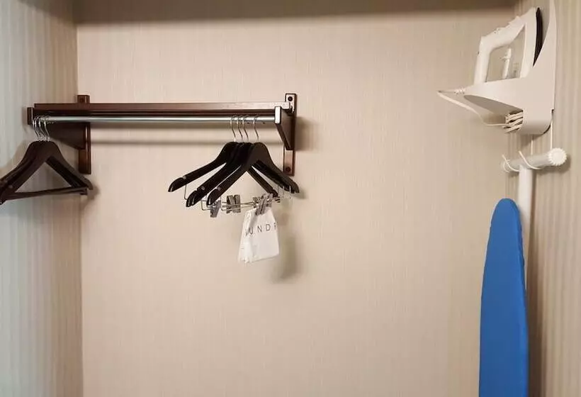 モーテル Aartpark Hotel Inn At Lewsiton