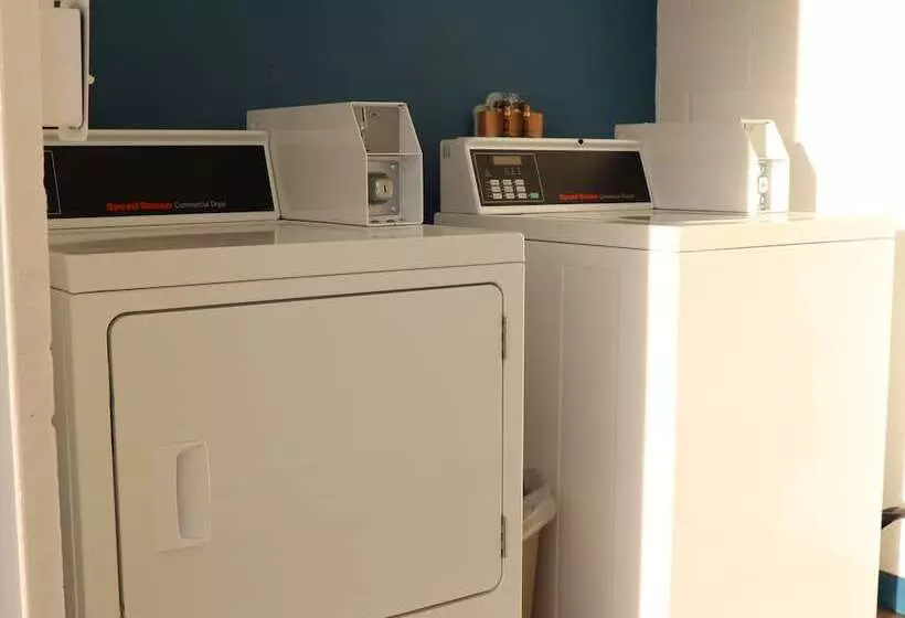 モーテル Elite Inn