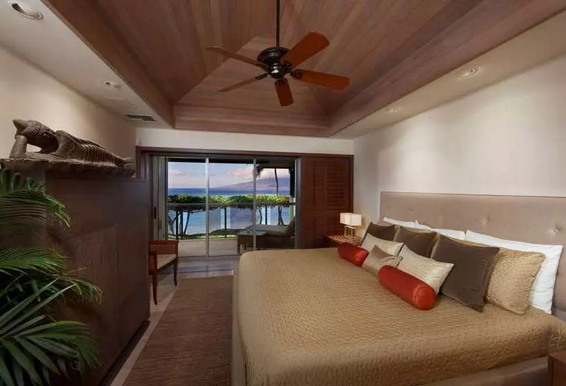 리조트 Puunoa Beach Estates