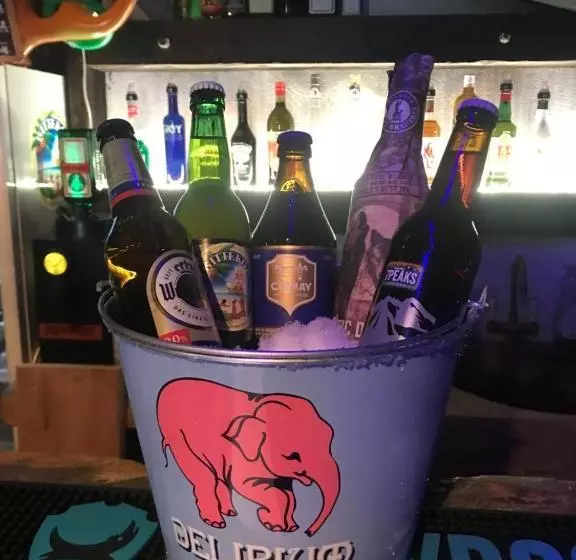 ユースホステル Chez Gaby 1670