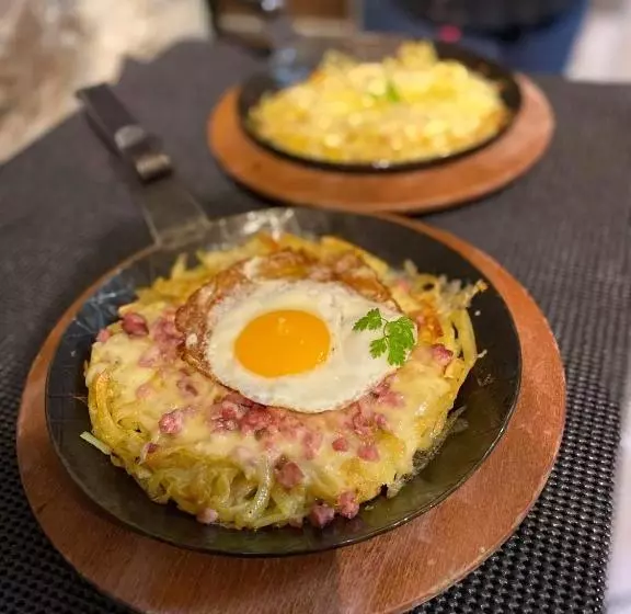 ユースホステル Chez Gaby 1670