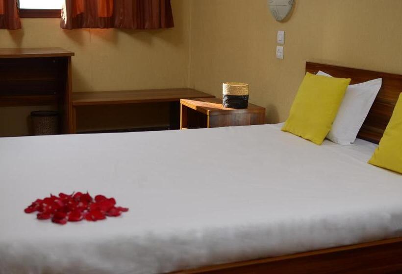 هتل Le Pousse Pousse