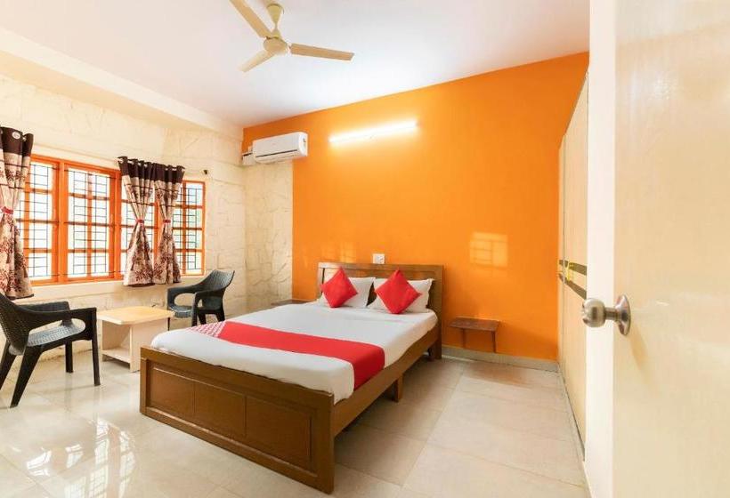 فندق Oyo 60645 Sunrise Inn