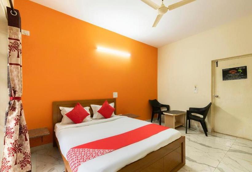 فندق Oyo 60645 Sunrise Inn