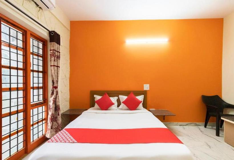 فندق Oyo 60645 Sunrise Inn