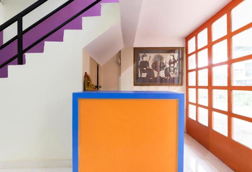 فندق Oyo 60645 Sunrise Inn