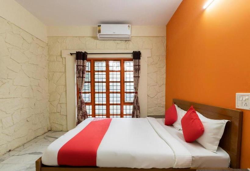 فندق Oyo 60645 Sunrise Inn