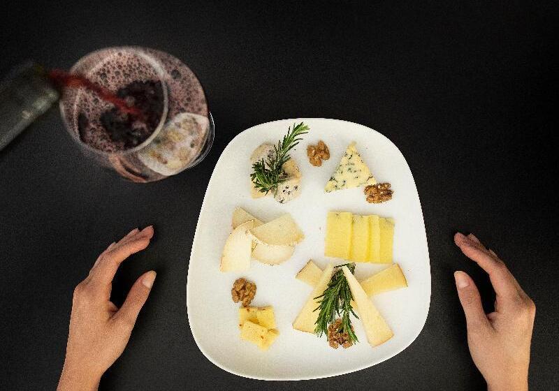 هتل Serawa Alicante