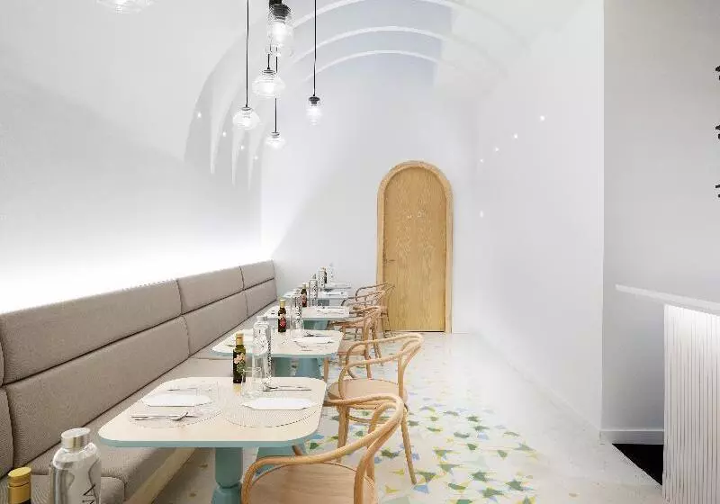 هتل Serawa Alicante