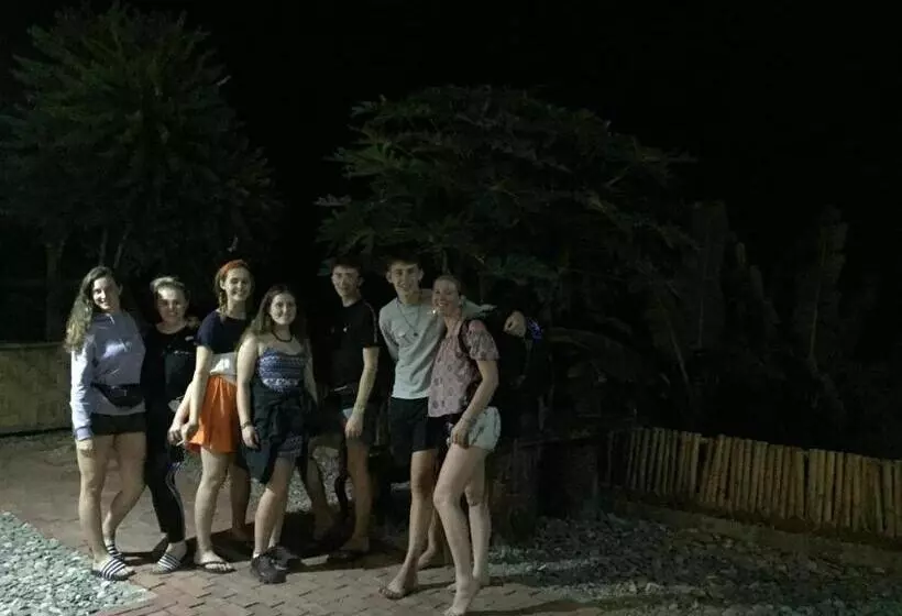 Mekong Backpackers Pakbeng
