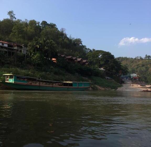 Mekong Backpackers Pakbeng