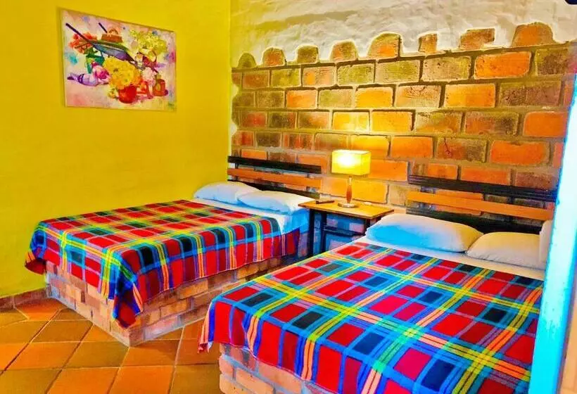 ペンション Cabañas Y Hostal Bonanza Mesa De Los Santos