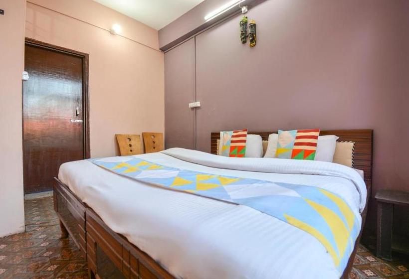 Pensió Oyo Home 62893 Compact Stay Kasauli