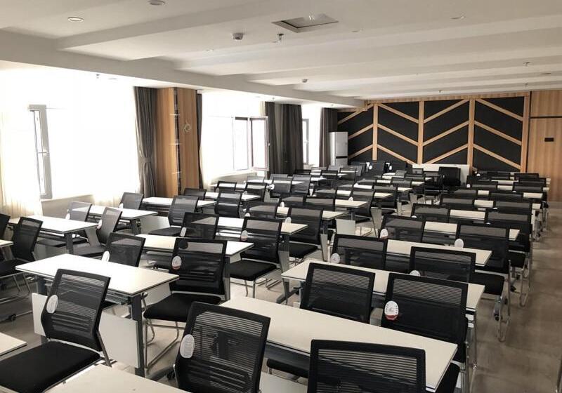 Thank Inn Plus Hotel Hebei Shijiazhuang Yuhua District Of Hebei Normal University