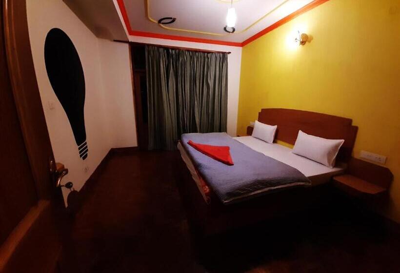 ユースホステル La Vaca India Manali