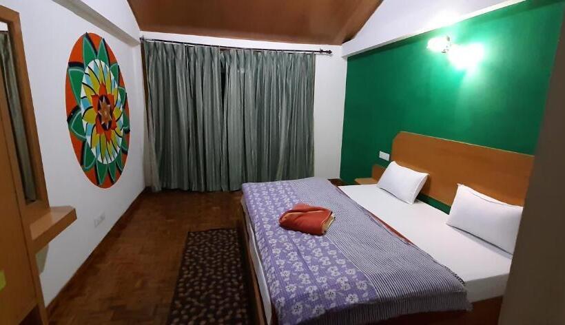 ユースホステル La Vaca India Manali