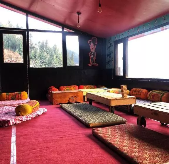 ユースホステル La Vaca India Manali