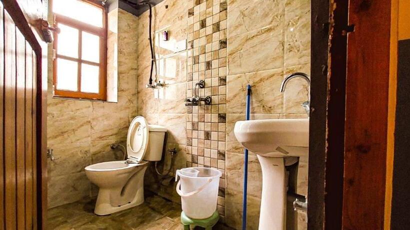 ユースホステル La Vaca India Manali