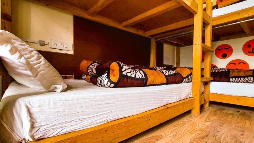 ユースホステル La Vaca India Manali