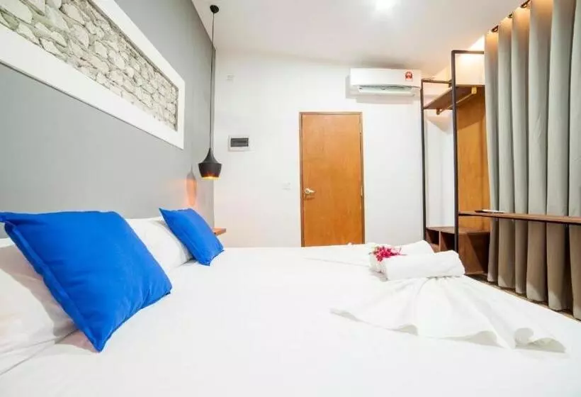 پانسیون Island Scuba Inn