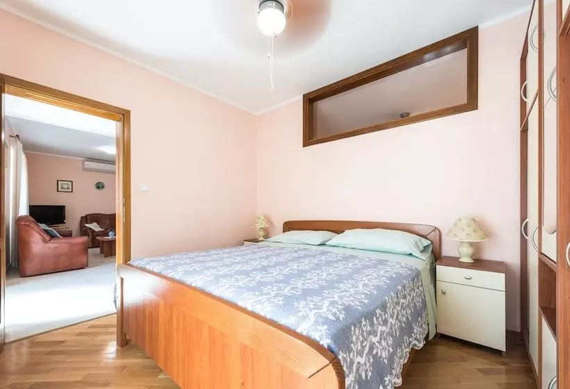 Apartments Villa Kulish