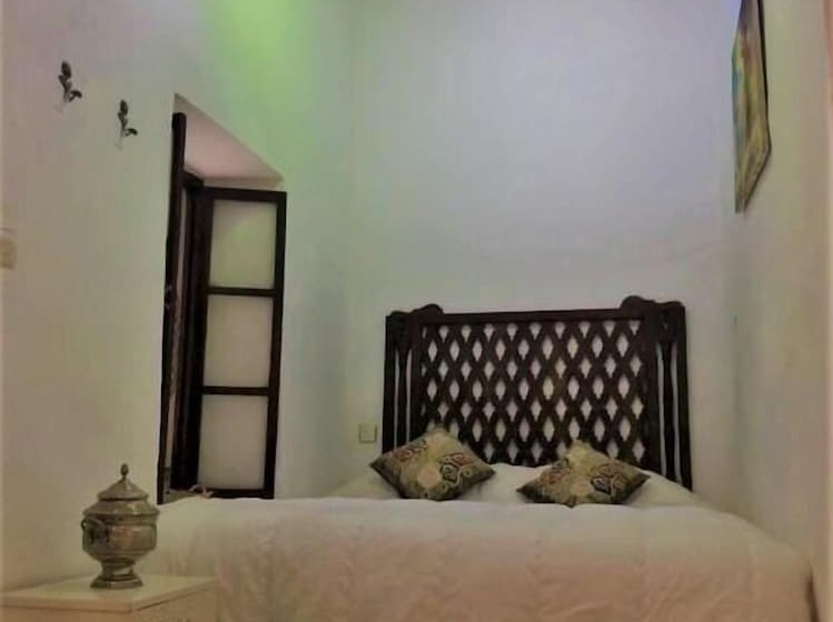 Auberge Riad Buena Vista Hostel