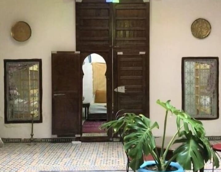 Auberge Riad Buena Vista Hostel